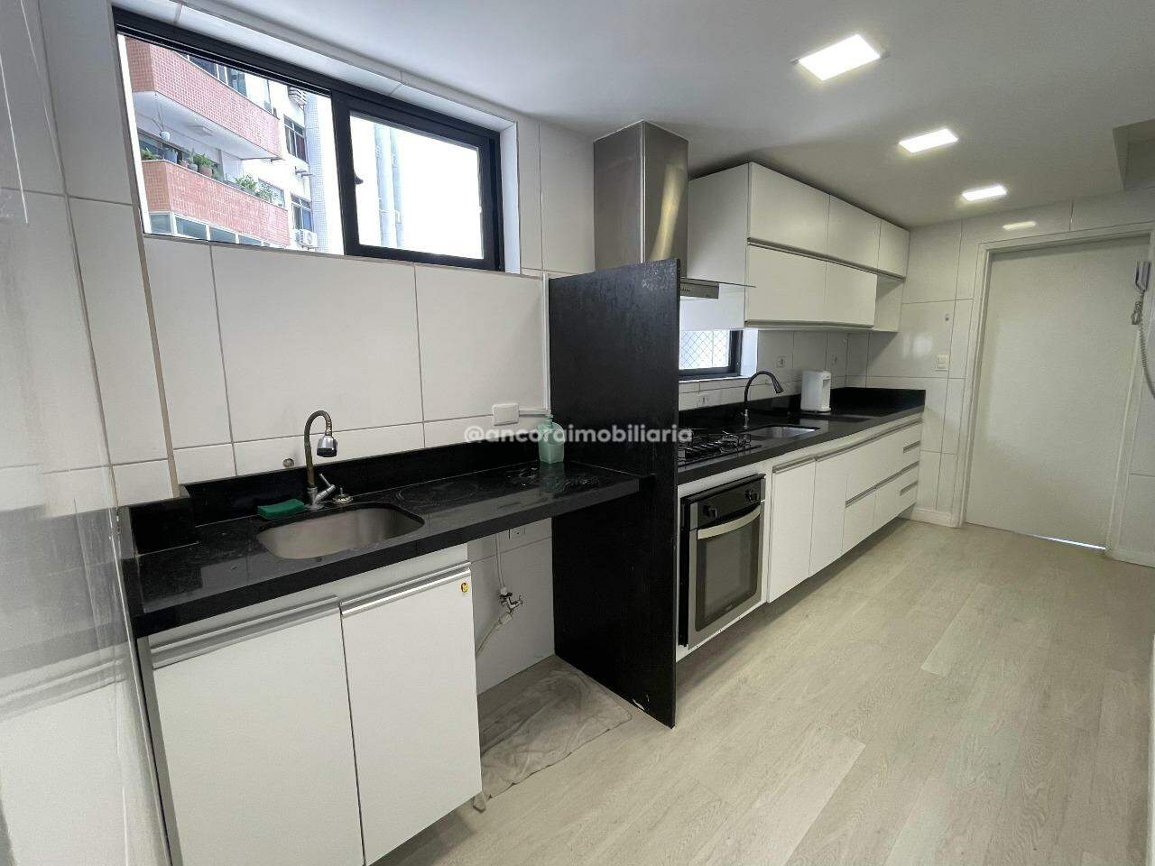 Apartamento para aluguel no Espinheiro: 