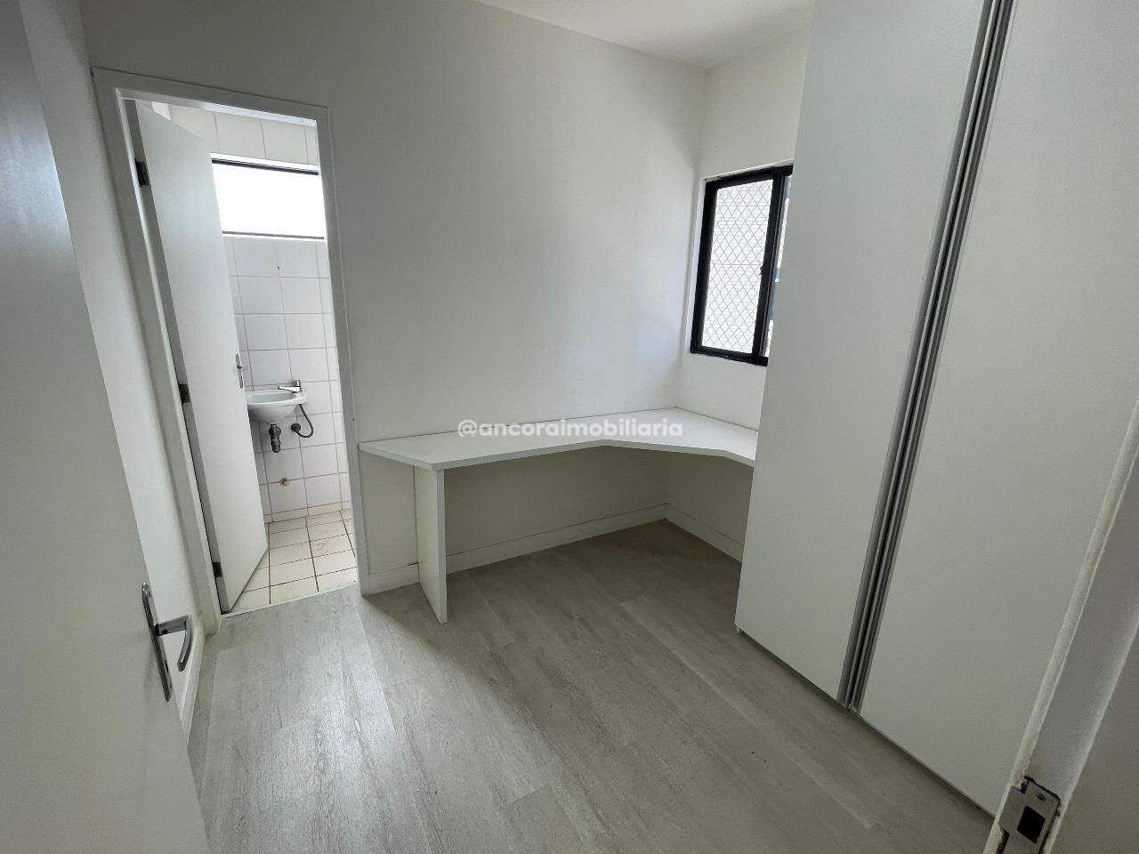 Apartamento para aluguel no Espinheiro: 