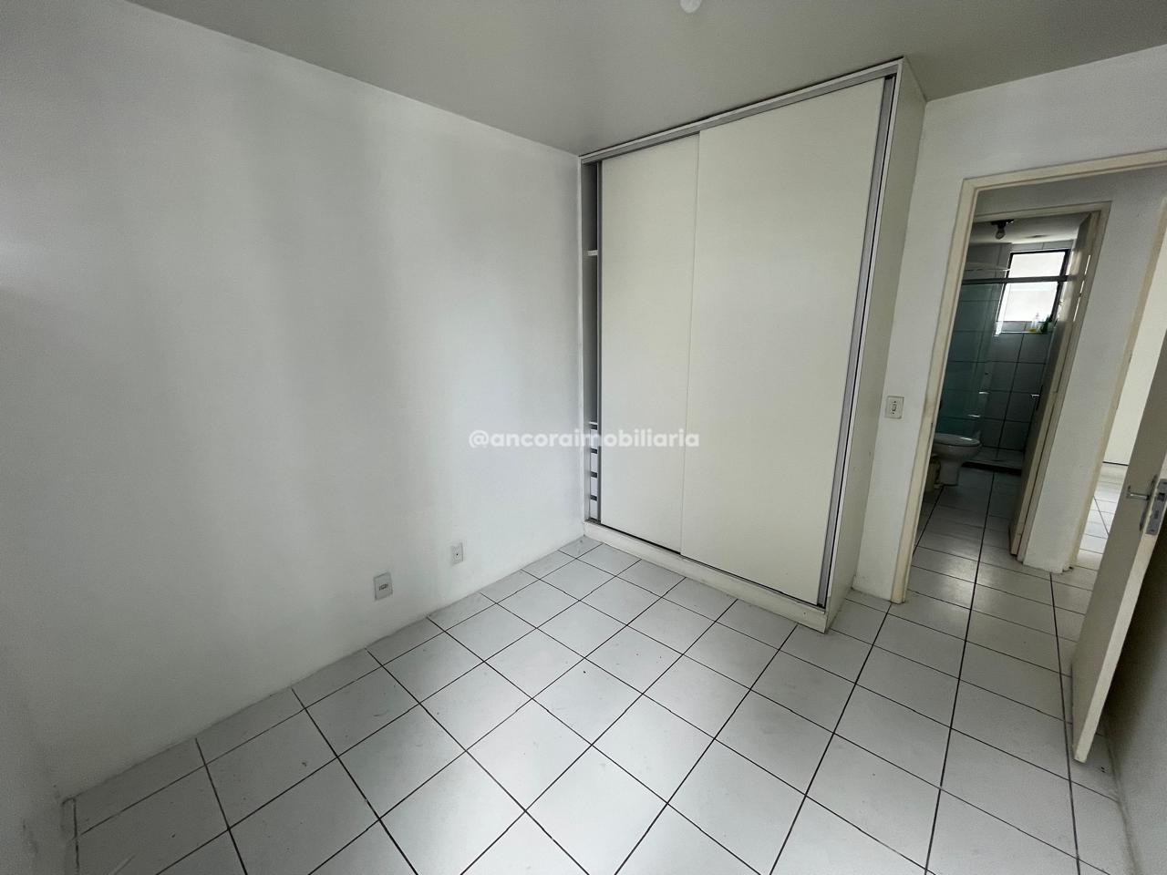 Apartamento para aluguel no Espinheiro: