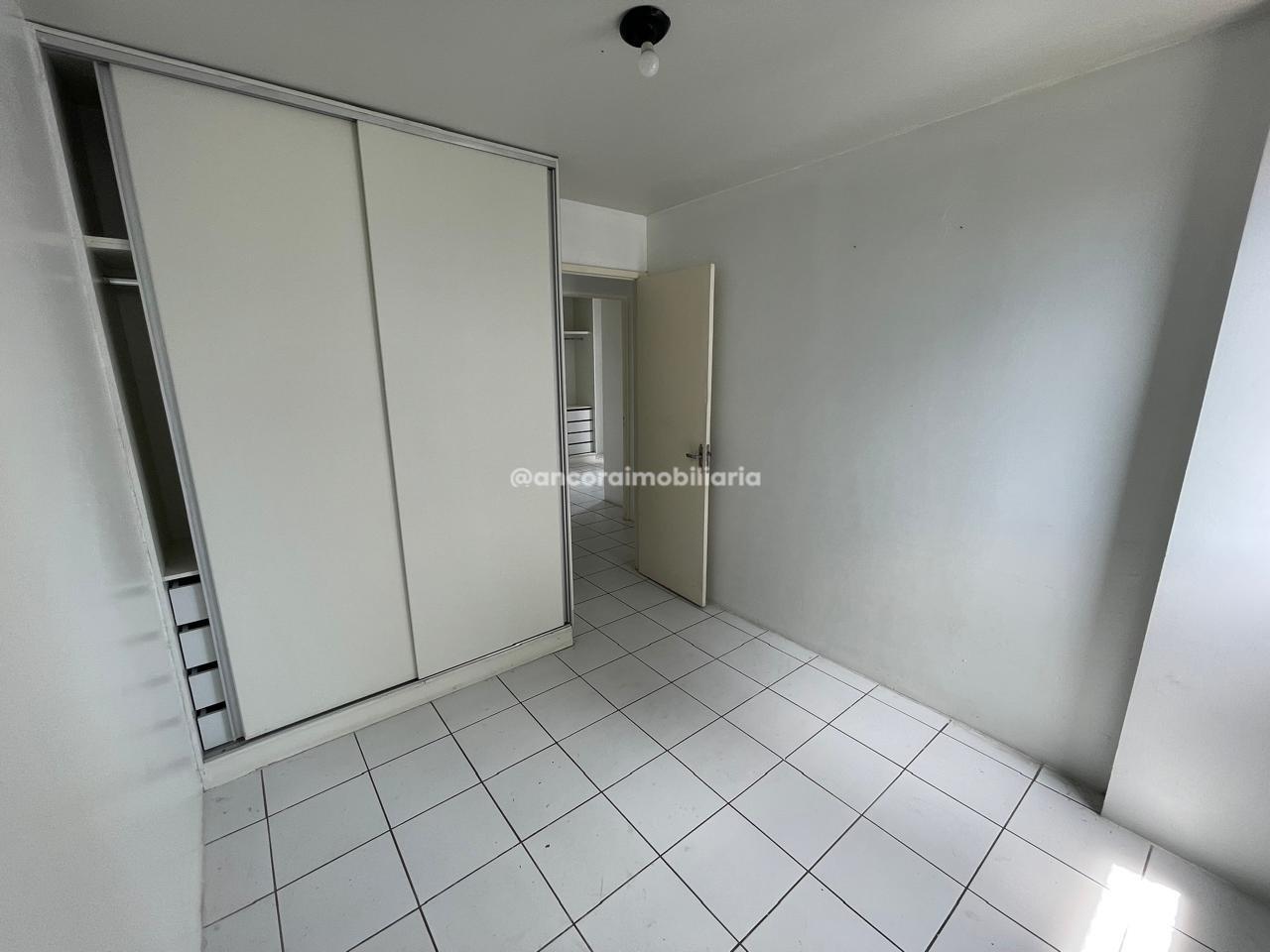 Apartamento para aluguel no Espinheiro: