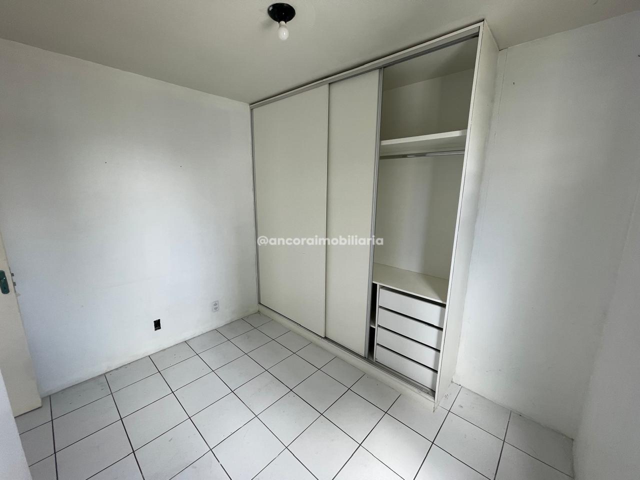 Apartamento para aluguel no Espinheiro: