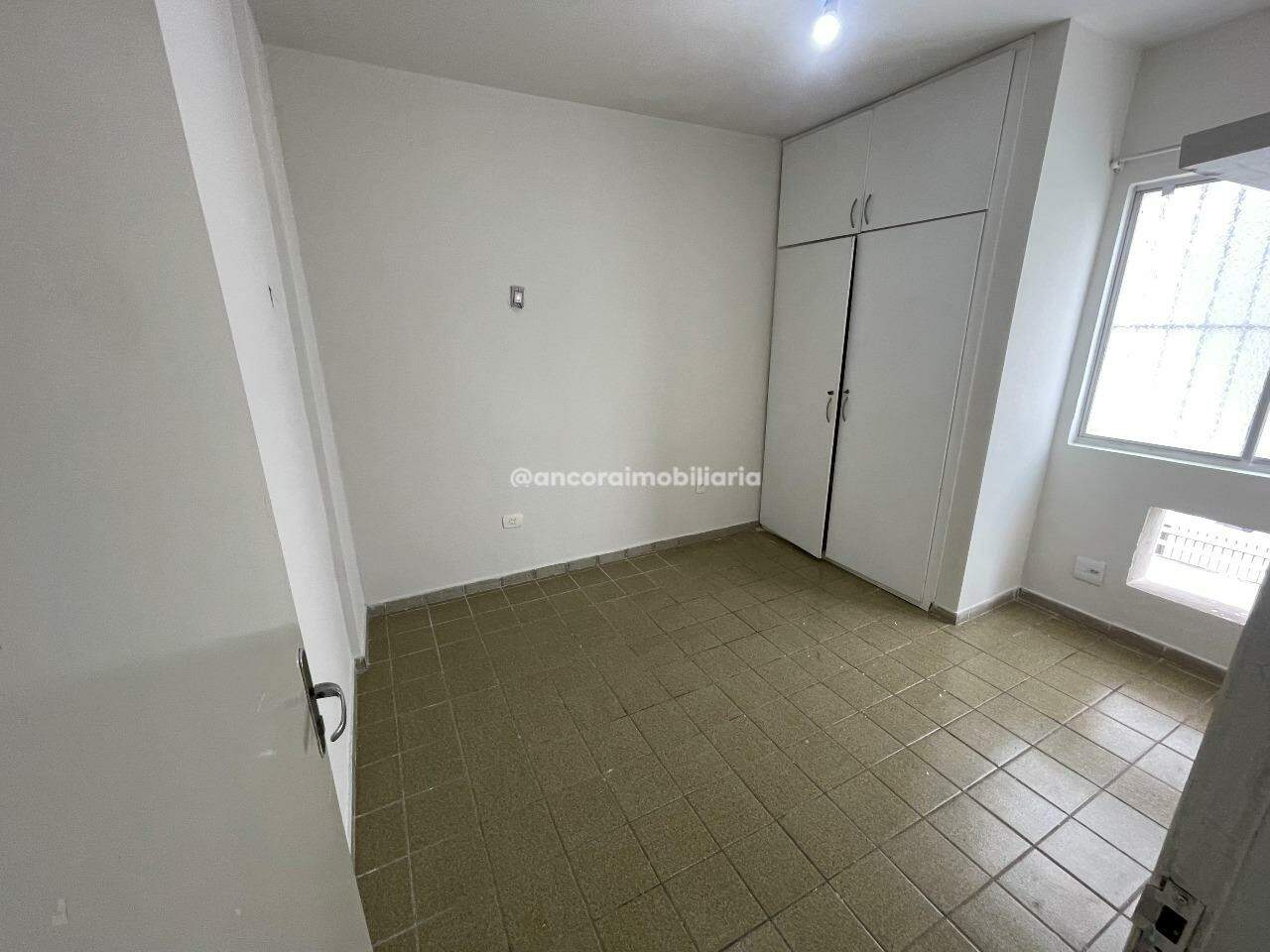 Apartamento para aluguel no Graças: 