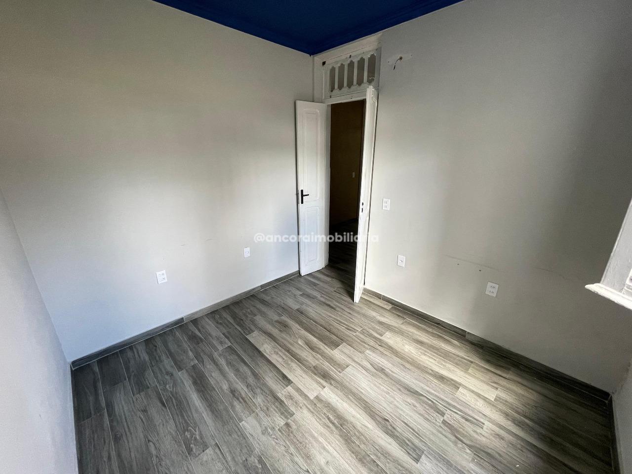 Casa Comercial para aluguel no Madalena: 