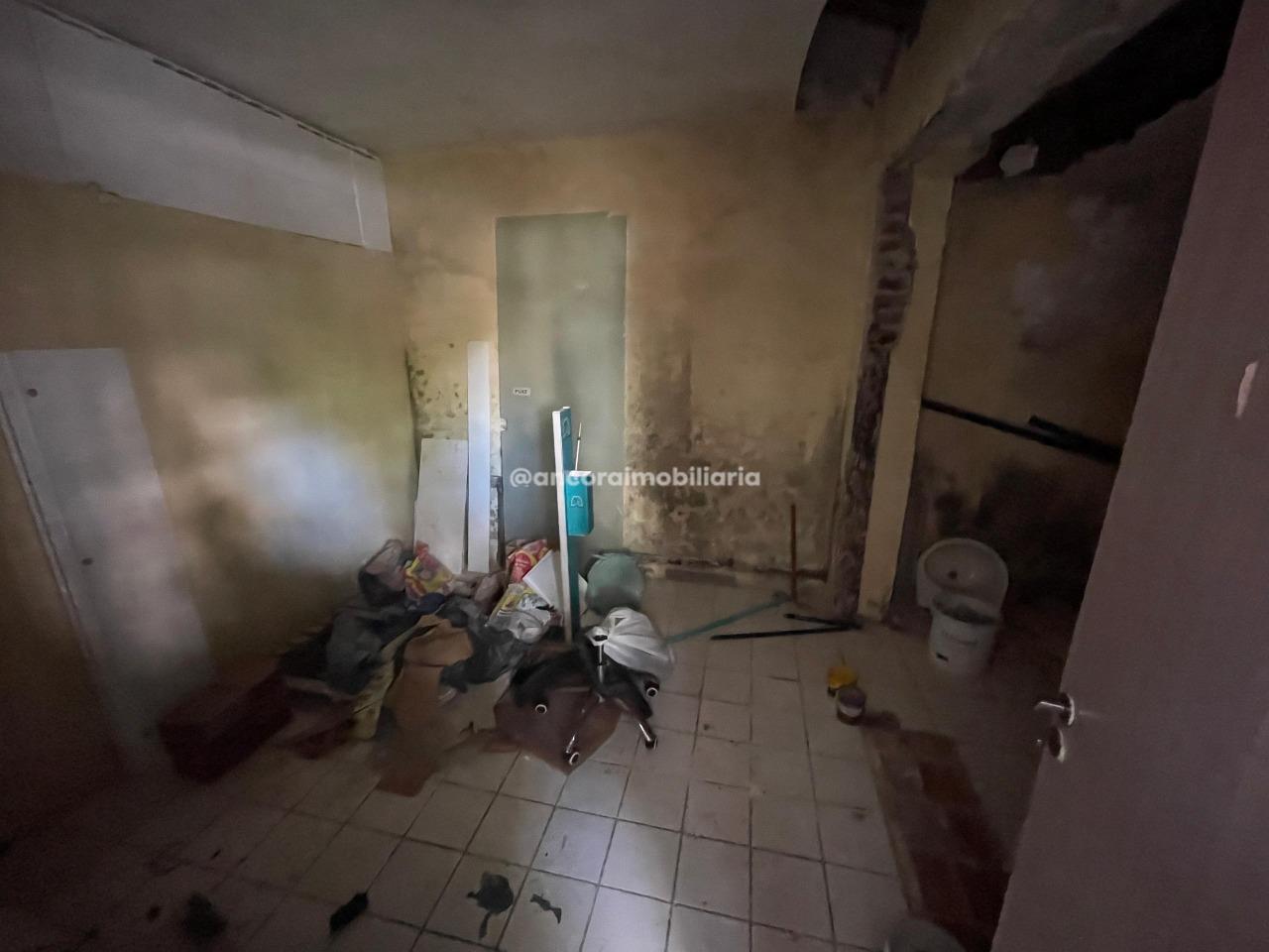 Casa Comercial para aluguel no Madalena: 