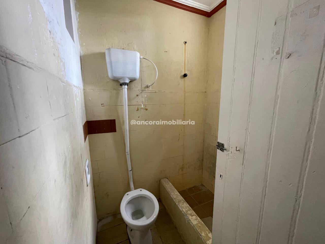 Casa Comercial para aluguel no Madalena: 