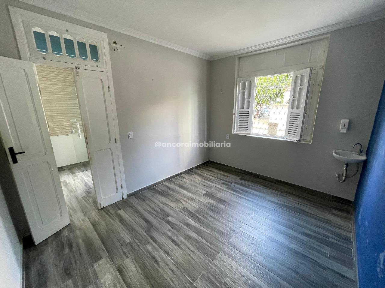 Casa Comercial para aluguel no Madalena: 