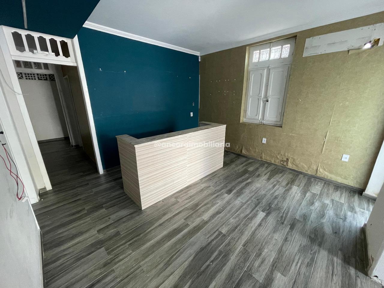 Casa Comercial para aluguel no Madalena: 