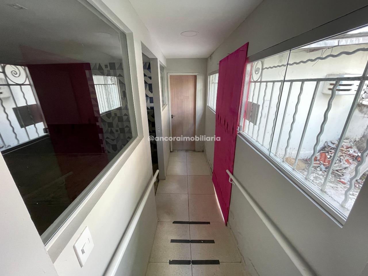 Casa Comercial para aluguel no Madalena: 