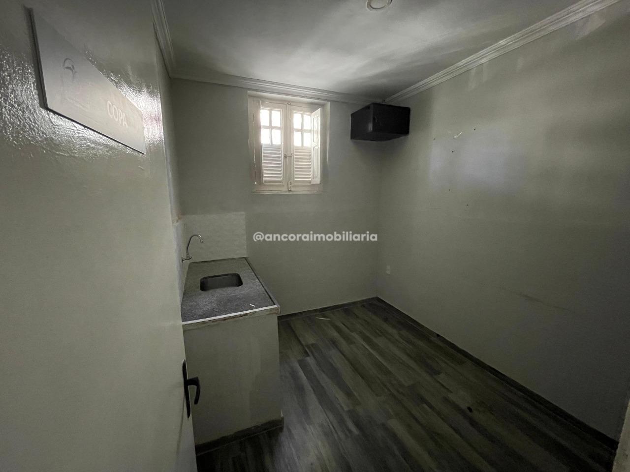 Casa Comercial para aluguel no Madalena: 