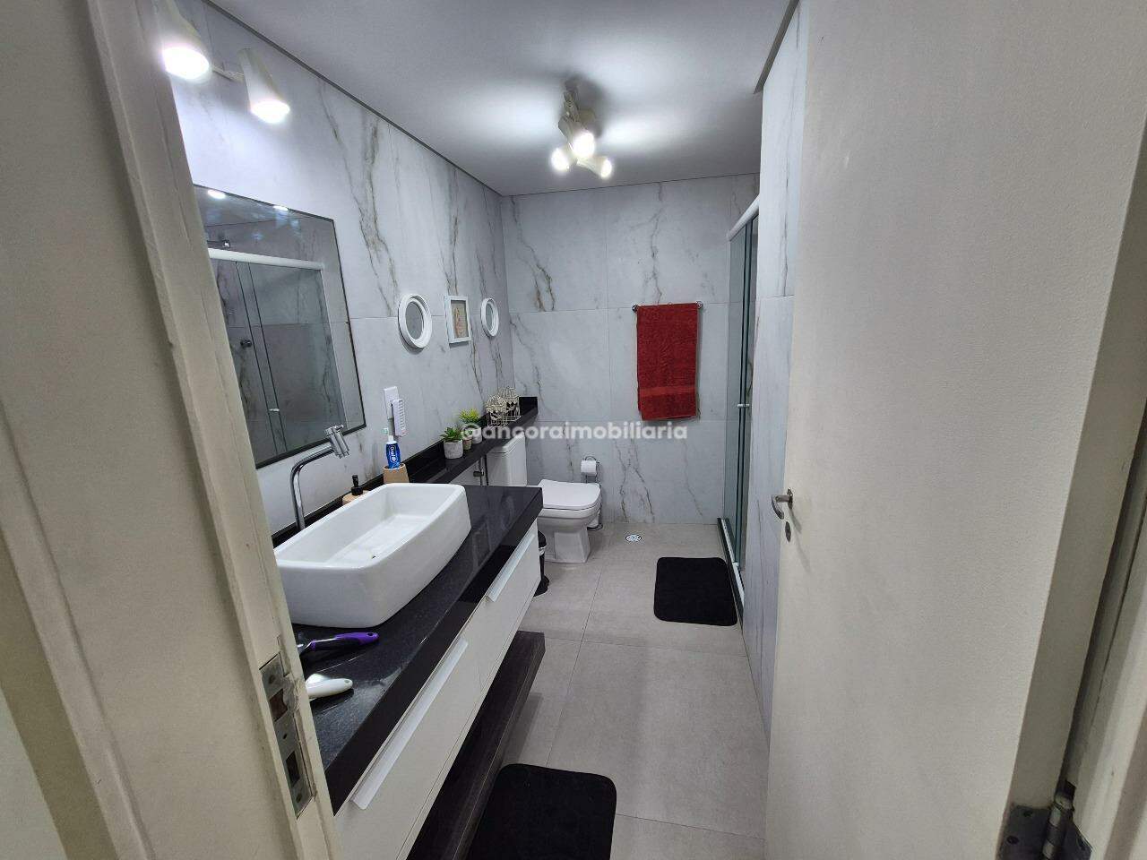 Apartamento à venda no Graças: 