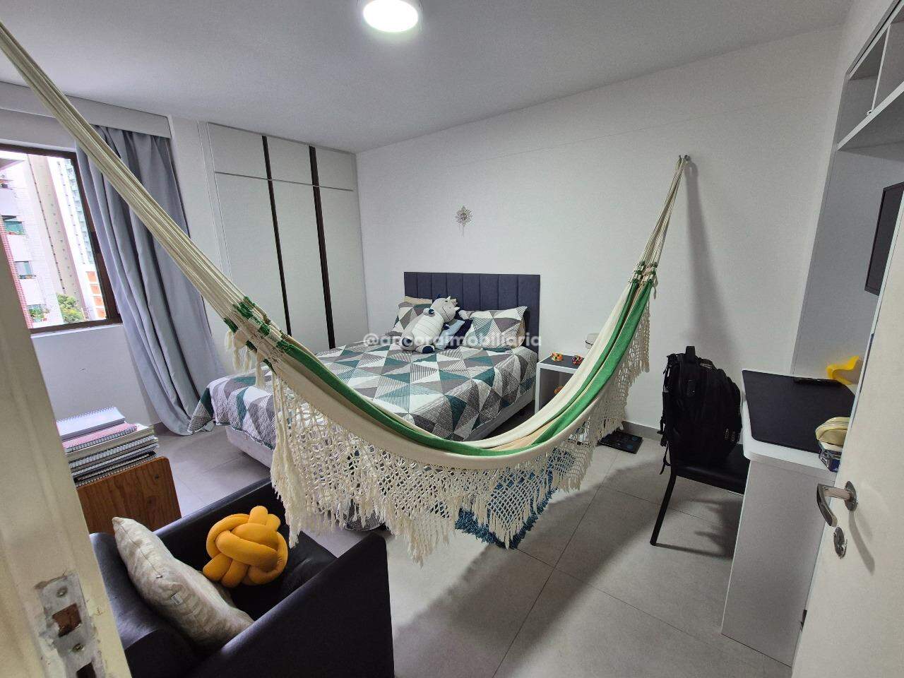 Apartamento à venda no Graças: 