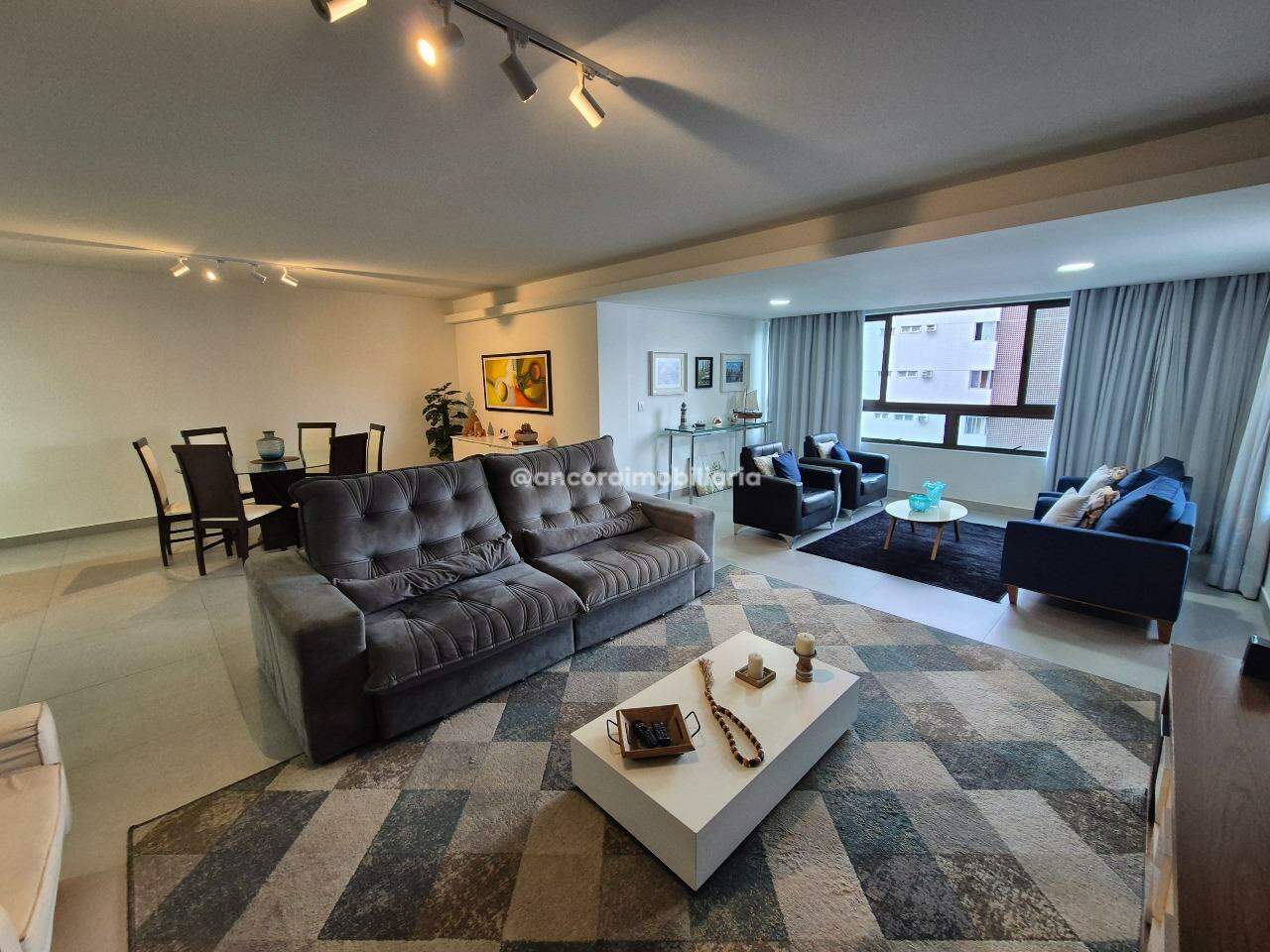 Apartamento à venda no Graças: 
