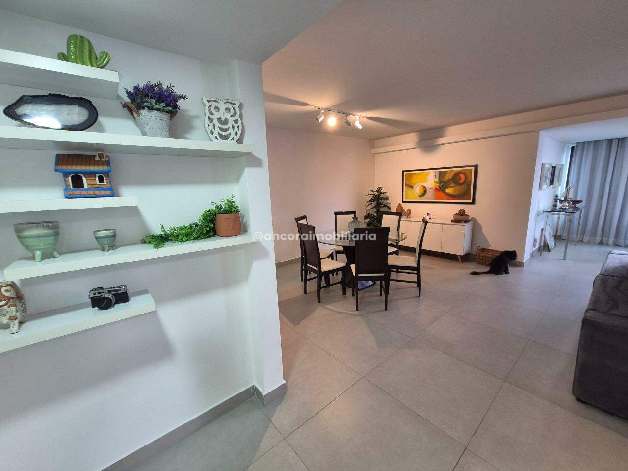 Apartamento à venda no Graças: 
