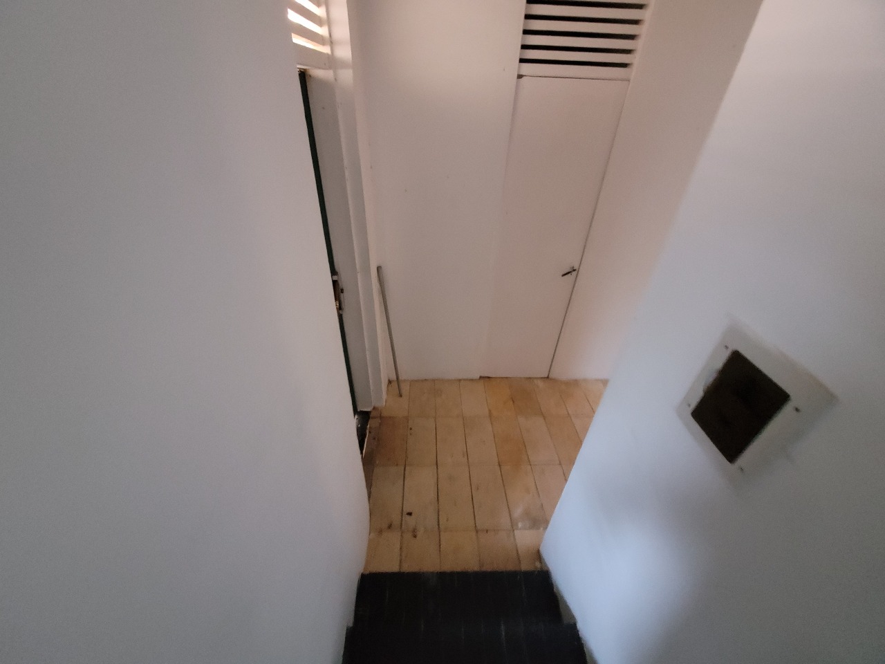 Casa Comercial para aluguel no Candeias: 