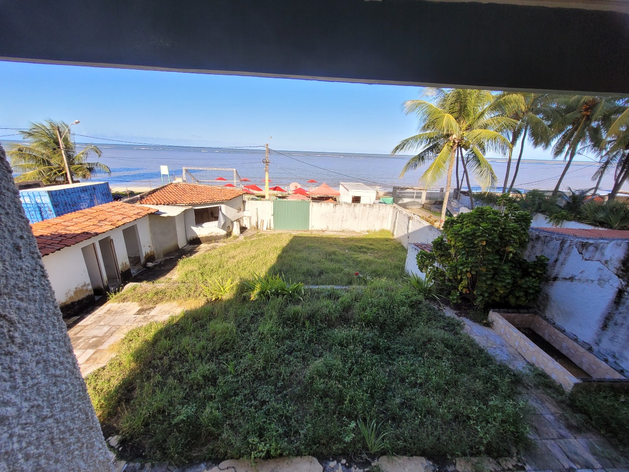 Casa Comercial para aluguel no Candeias: 