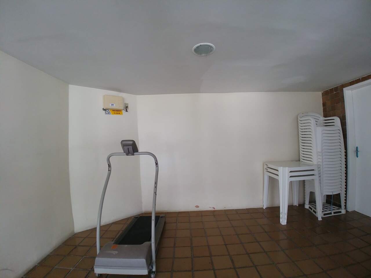 Apartamento para aluguel no Aflitos: