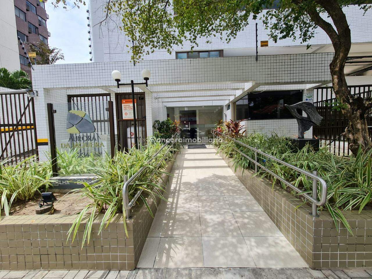 Apartamento para aluguel no Graças: 