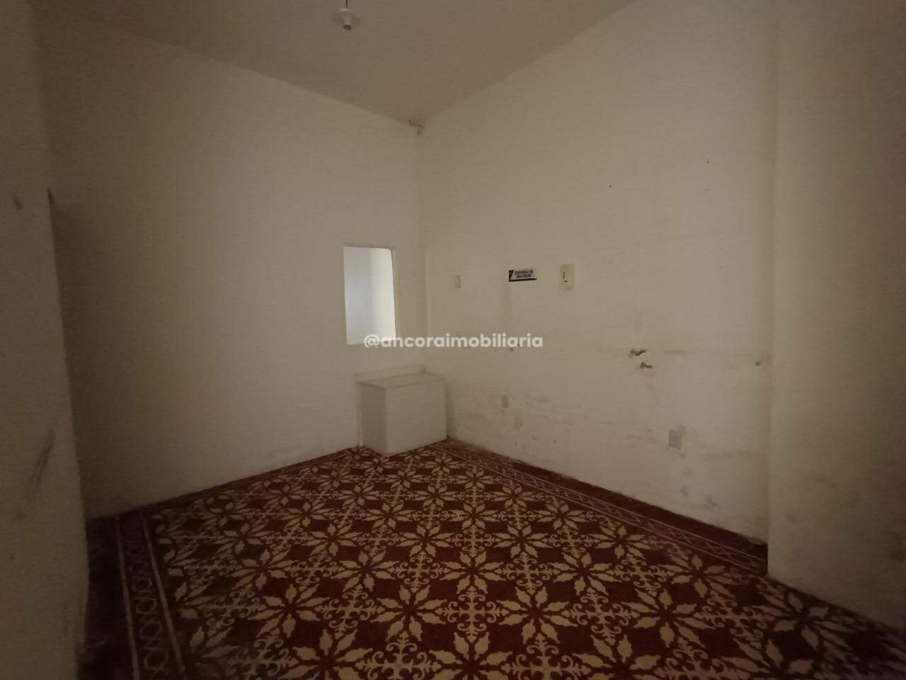 Casa Comercial para aluguel no Boa Vista: 