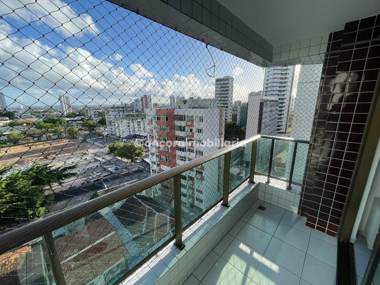 Apartamento para aluguel no Madalena: 