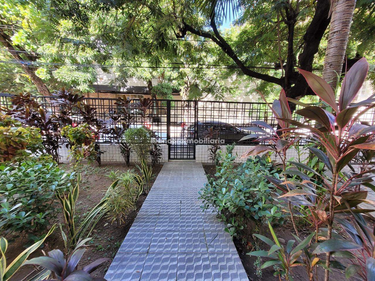 Apartamento para aluguel no Parnamirim: 