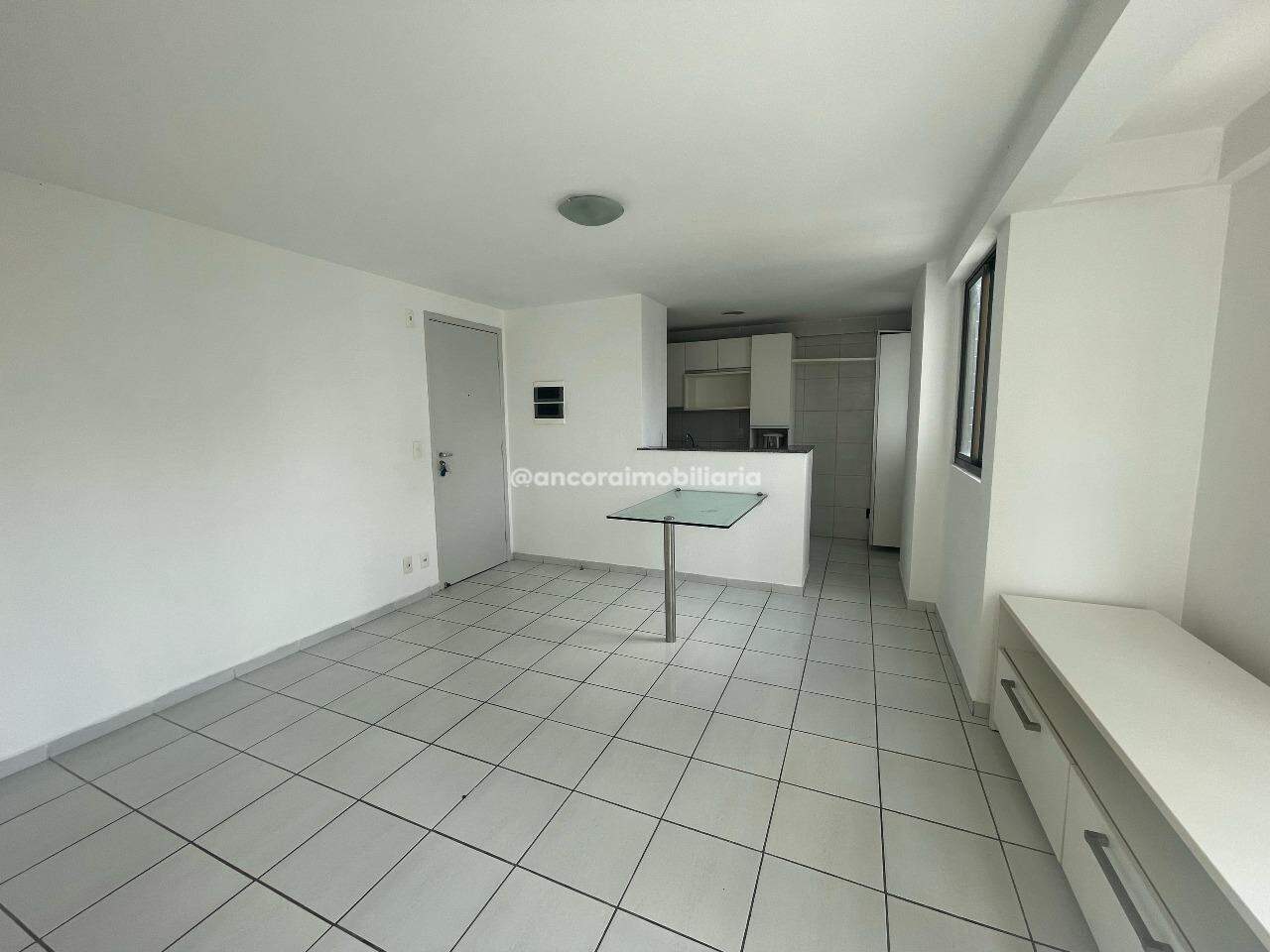 Apartamento para aluguel no Madalena: 