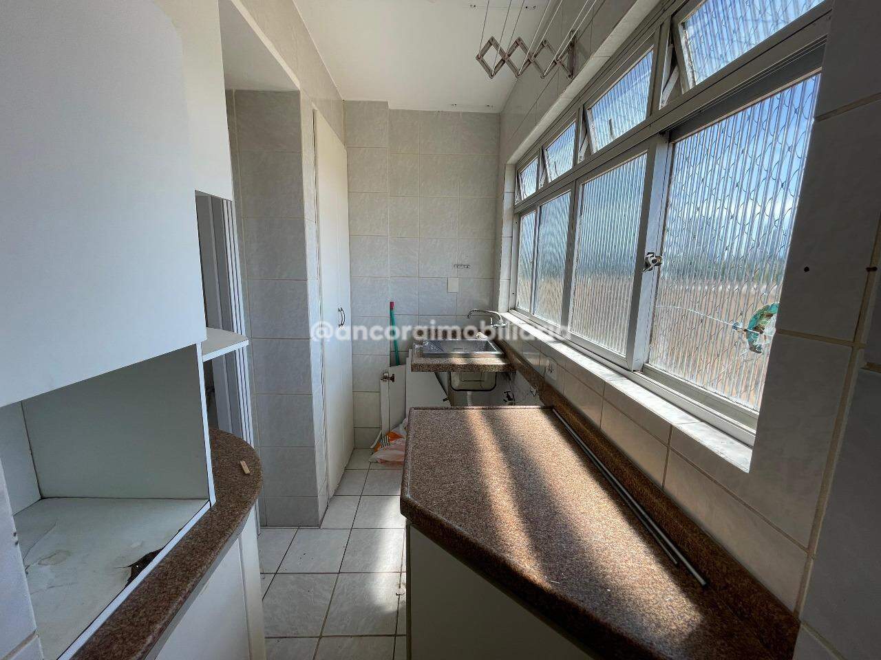 Apartamento para aluguel no Campo Grande: 