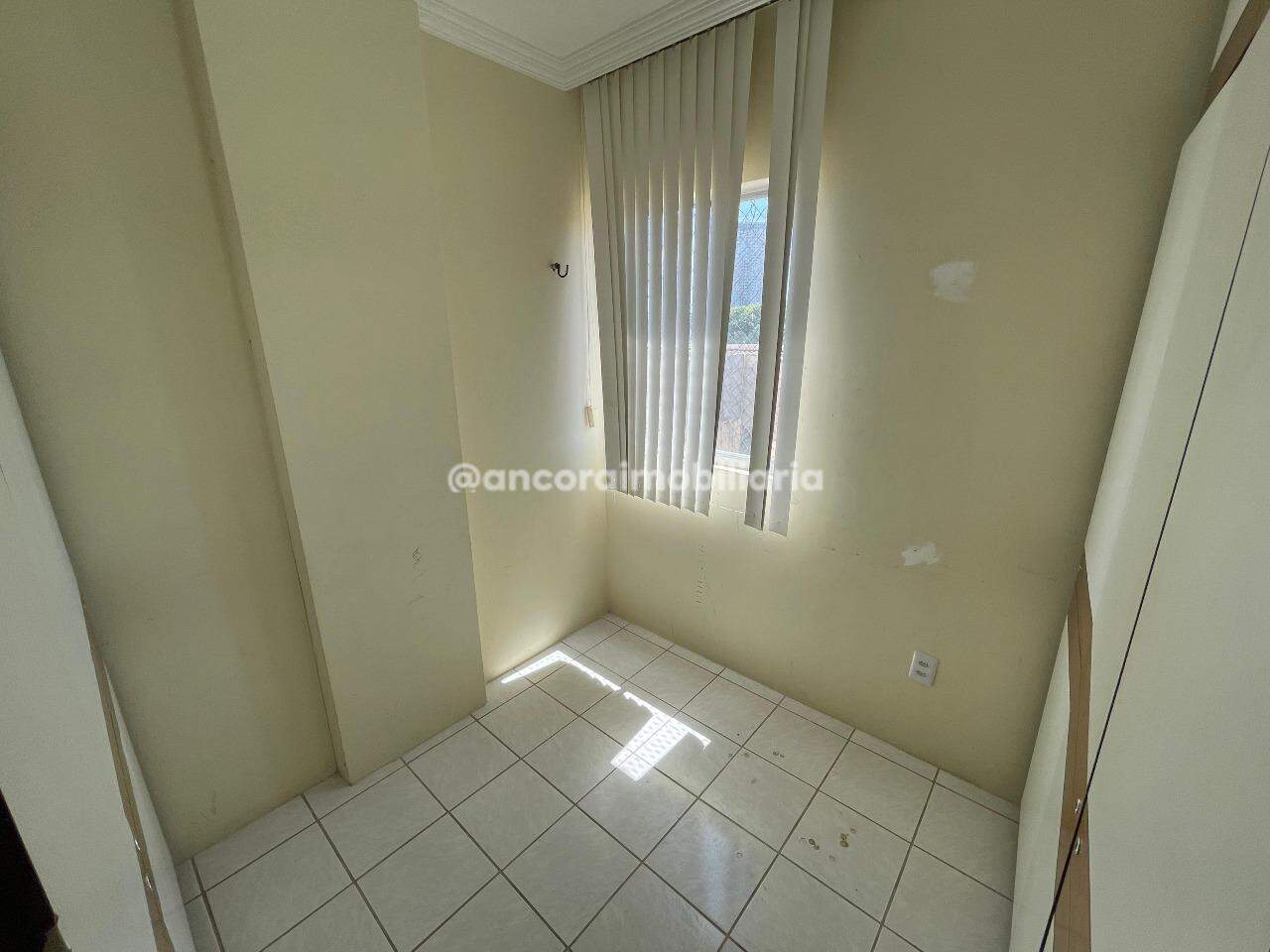 Apartamento para aluguel no Campo Grande: 