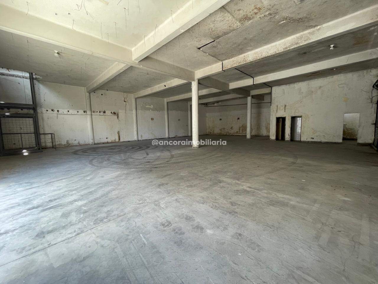 Galpão para aluguel no Santo Amaro: 