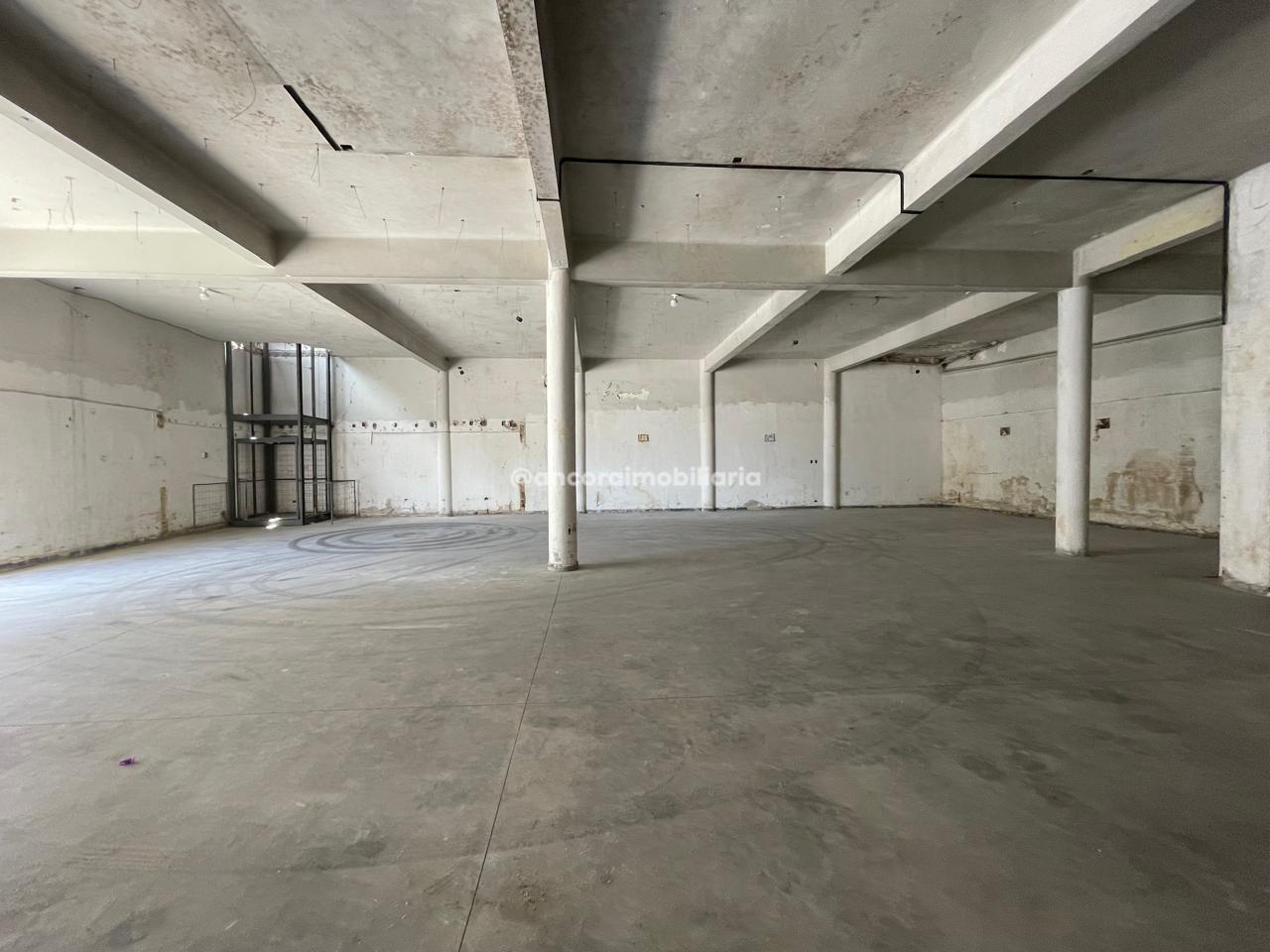 Galpão para aluguel no Santo Amaro: