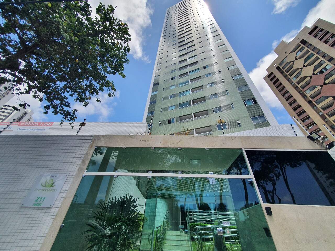 Apartamento para aluguel no Campo Grande: 