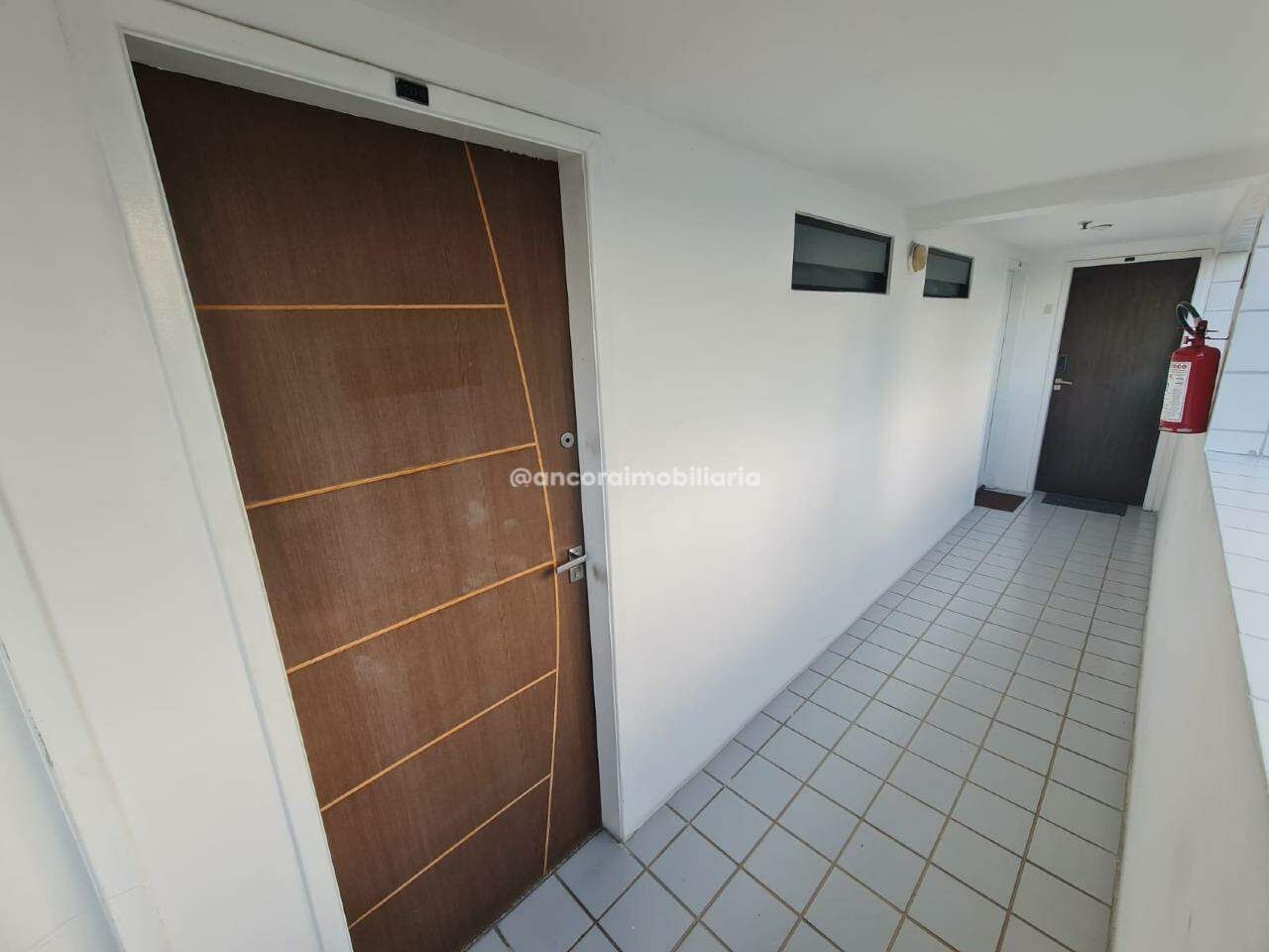 Sala para aluguel no Torreão: 