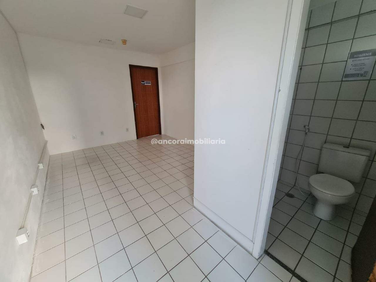 Sala para aluguel no Torreão: 