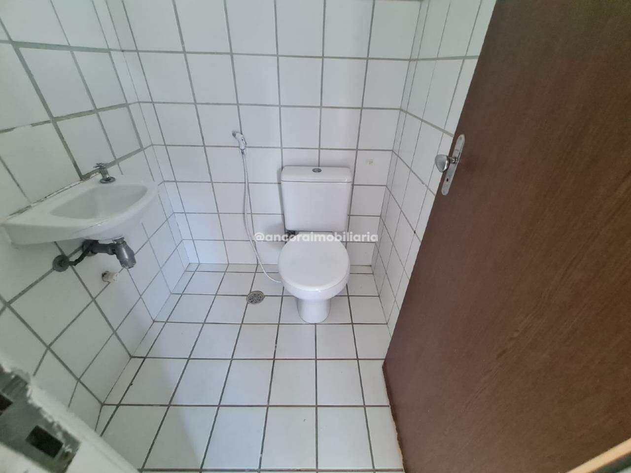Sala para aluguel no Torreão: 