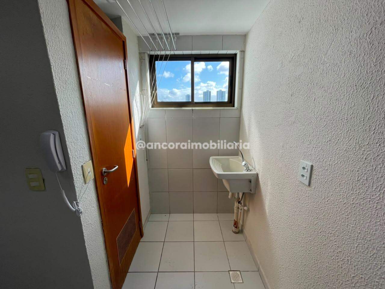 Apartamento para aluguel no Tamarineira: 