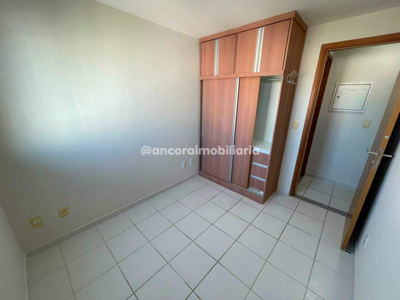 Apartamento para aluguel no Tamarineira: 