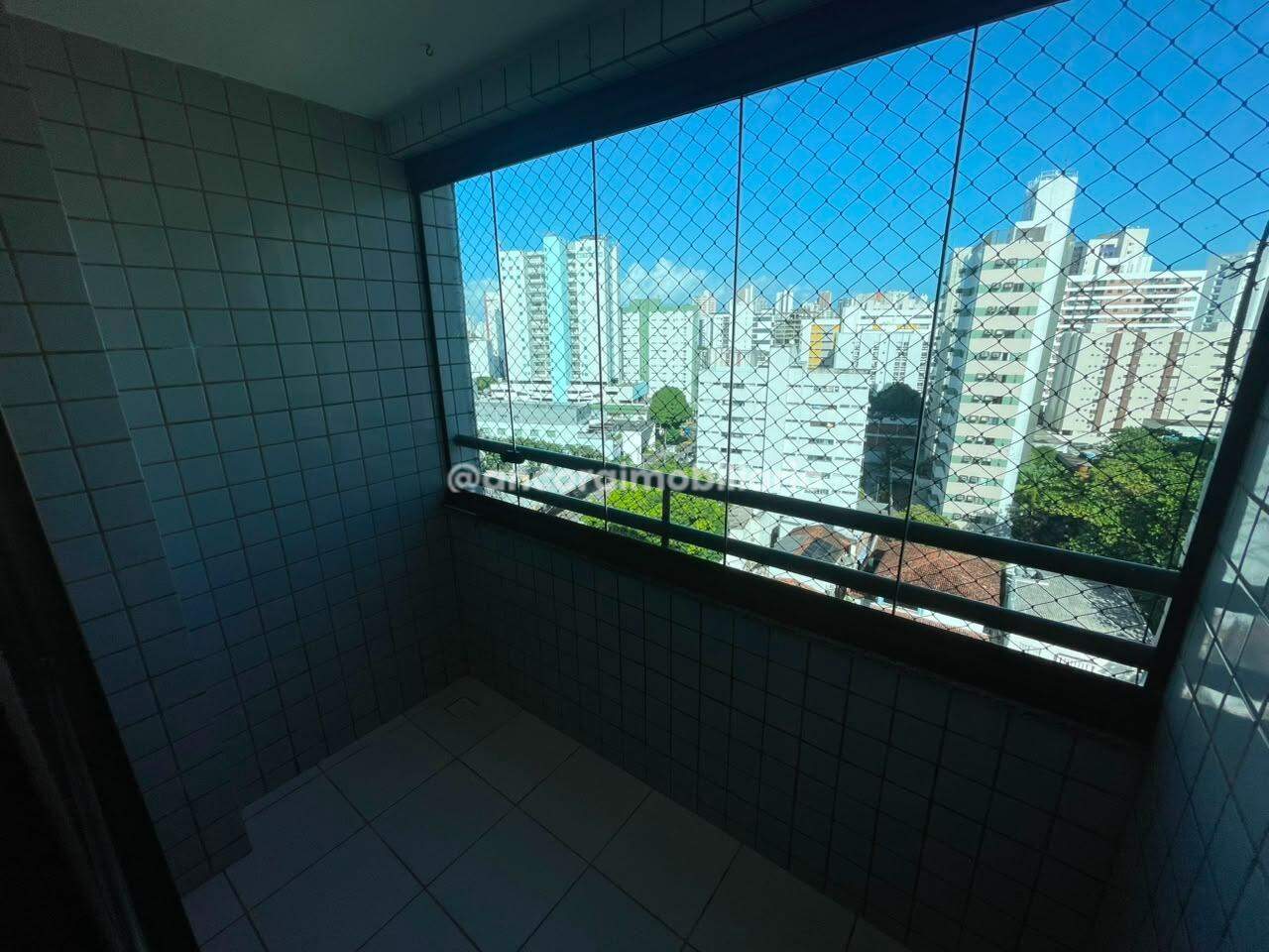 Apartamento para aluguel no Tamarineira: 