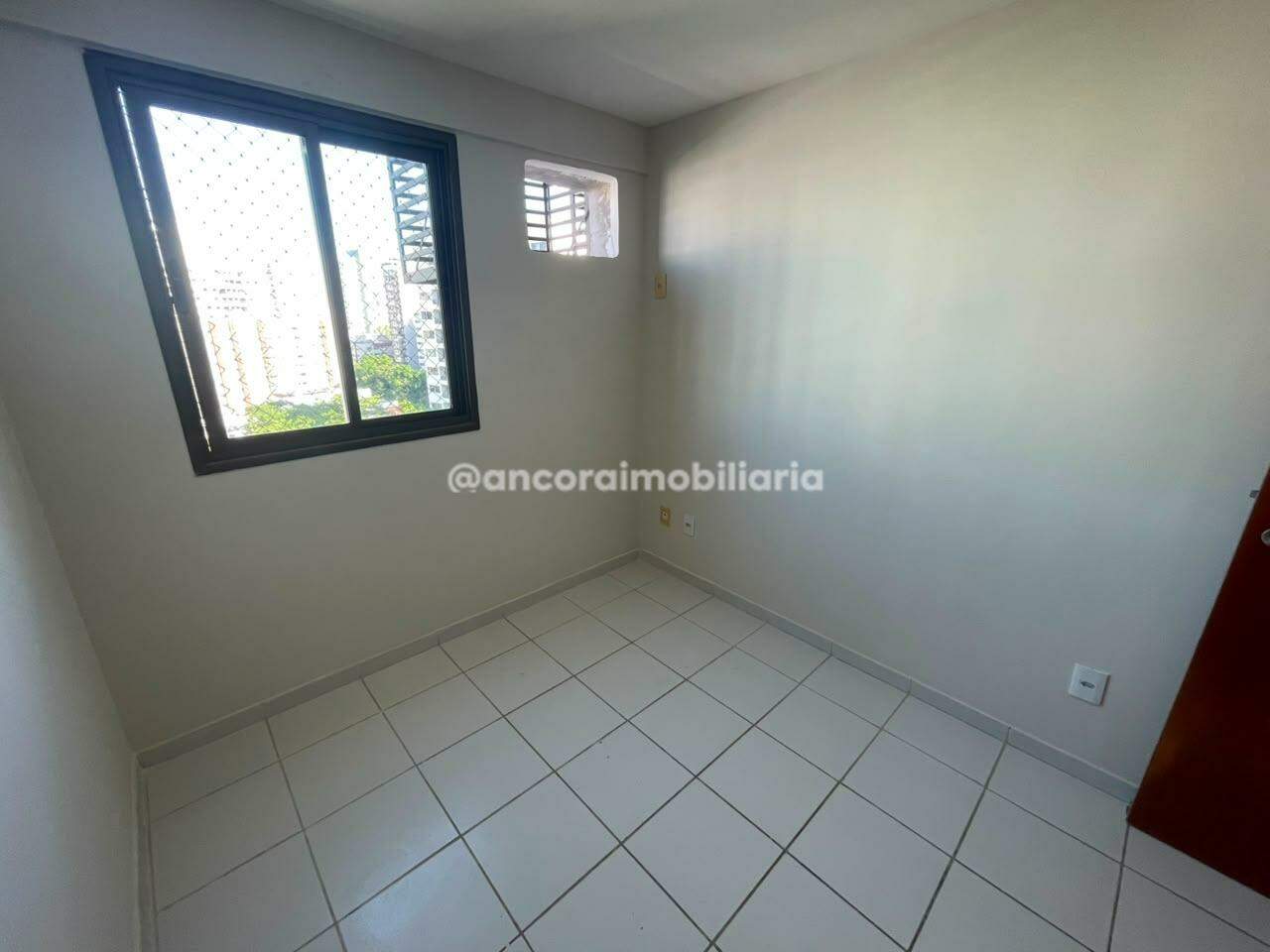 Apartamento para aluguel no Tamarineira: 