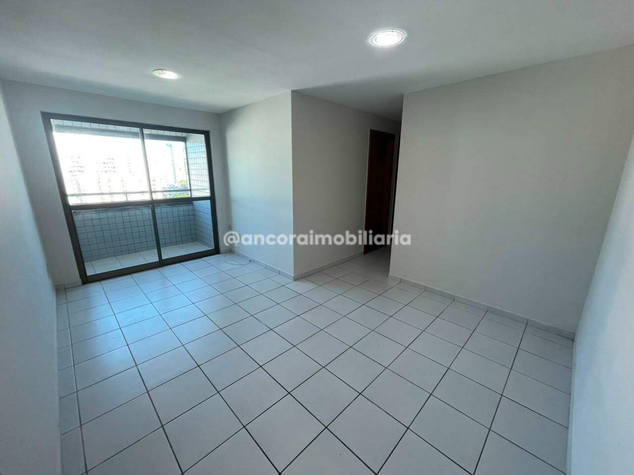 Apartamento para aluguel no Tamarineira: 