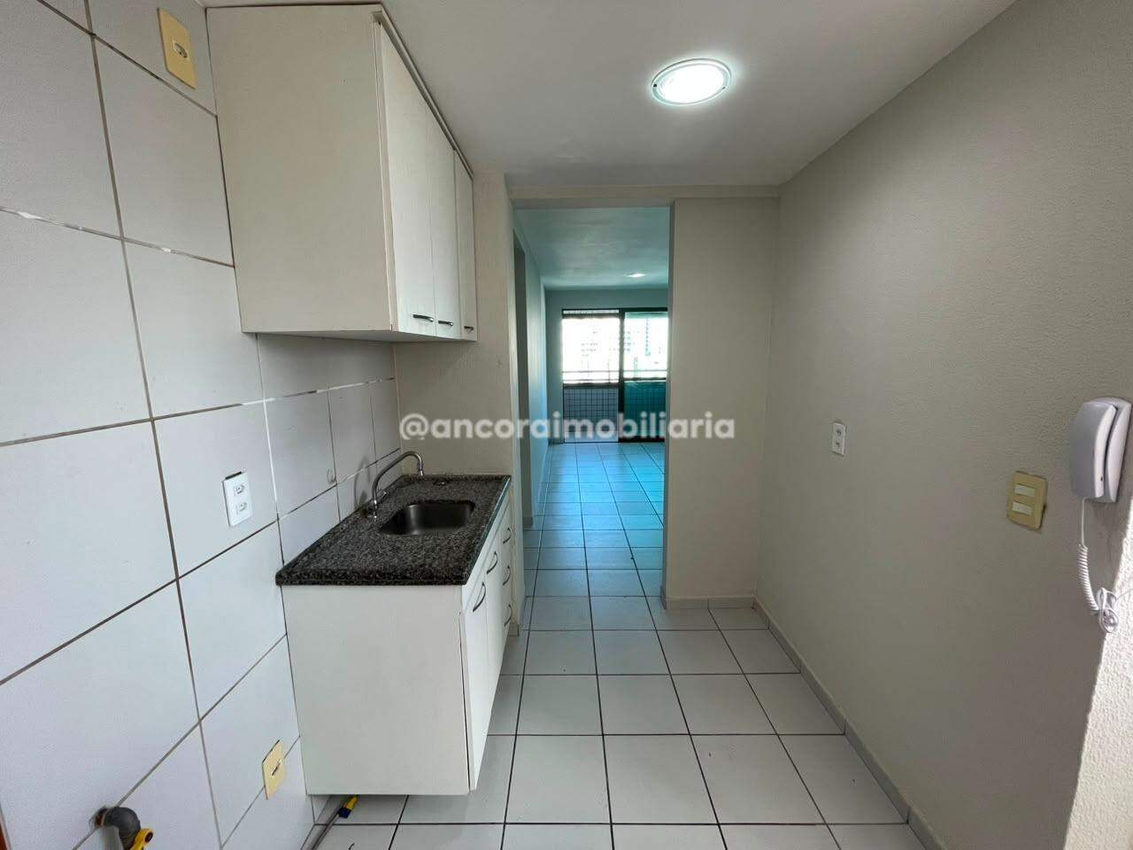 Apartamento para aluguel no Tamarineira: 