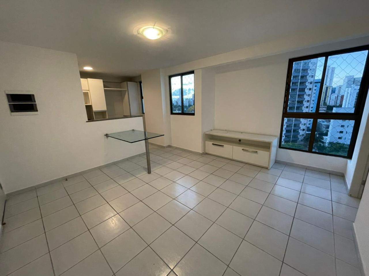 Apartamento para aluguel no Madalena: 