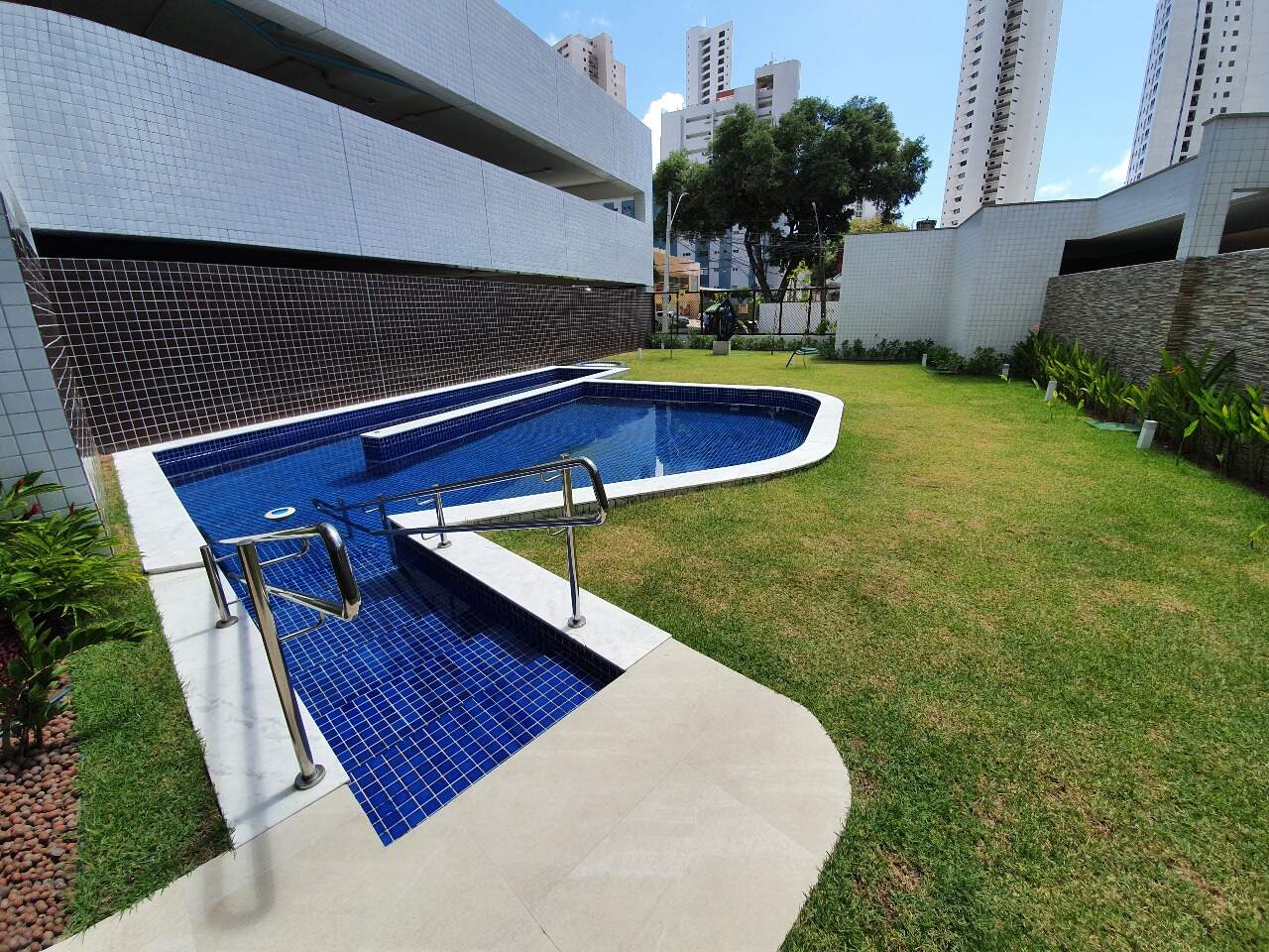 Apartamento para aluguel no Rosarinho: 