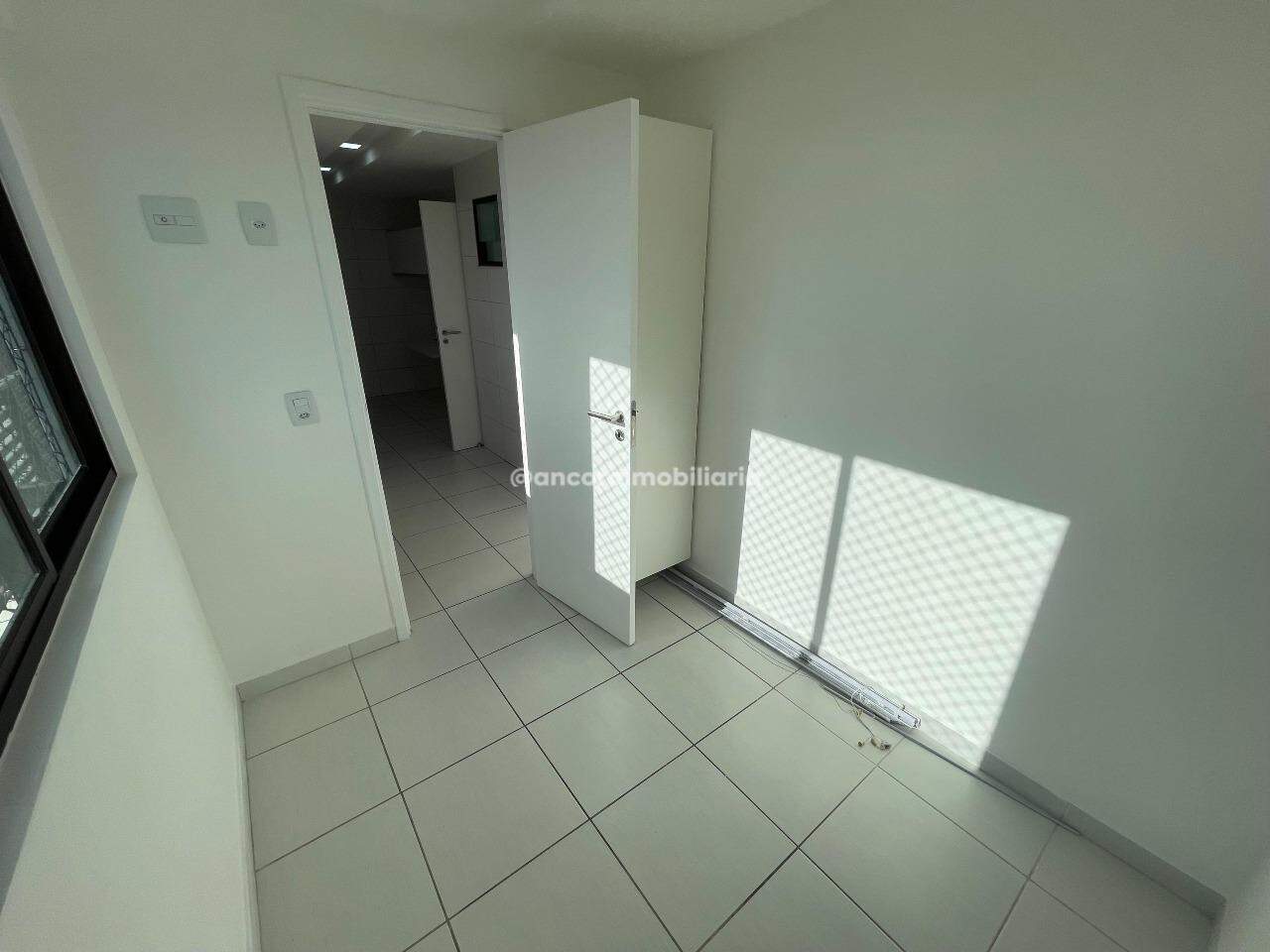 Apartamento para aluguel no Madalena: