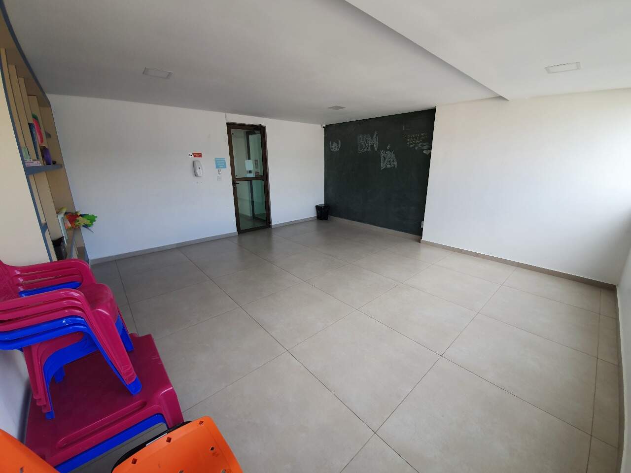 Apartamento para aluguel no Candeias: 