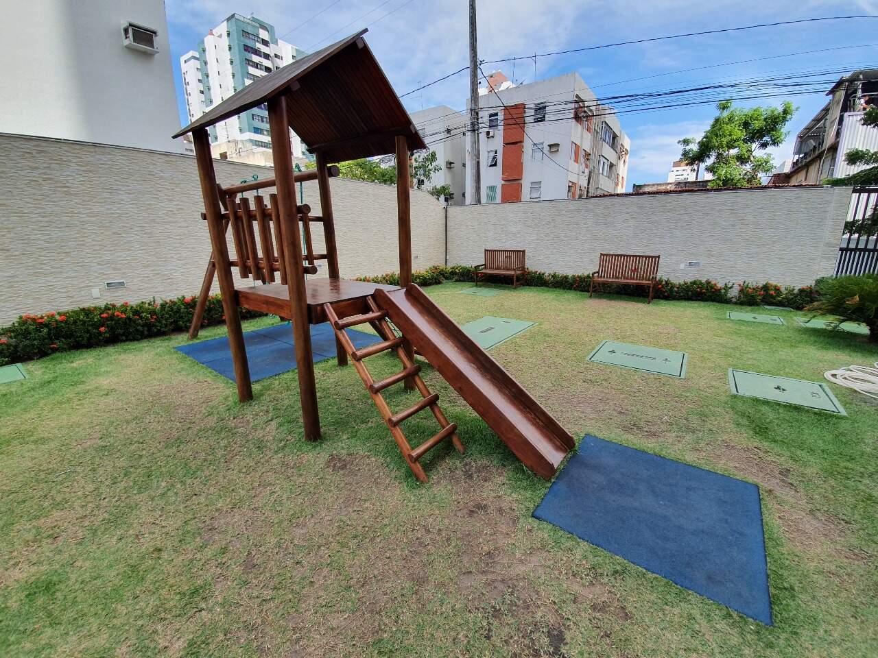 Apartamento para aluguel no Candeias: 