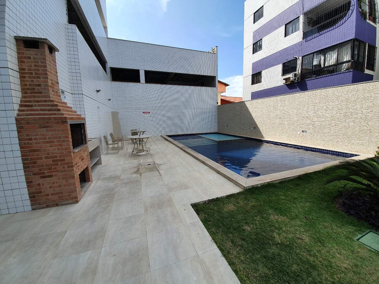 Apartamento para aluguel no Candeias: 