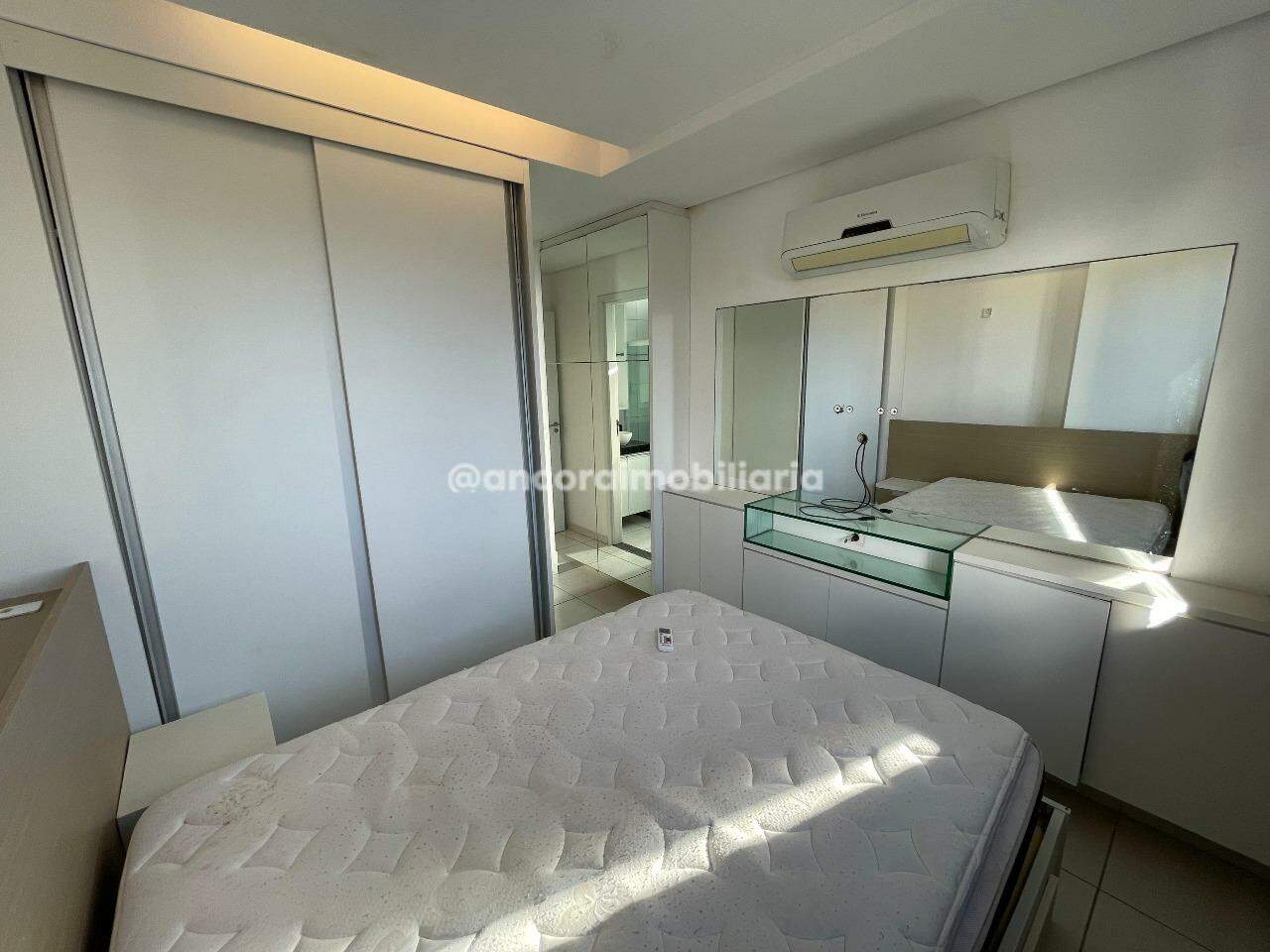 Apartamento para aluguel no Candeias: 