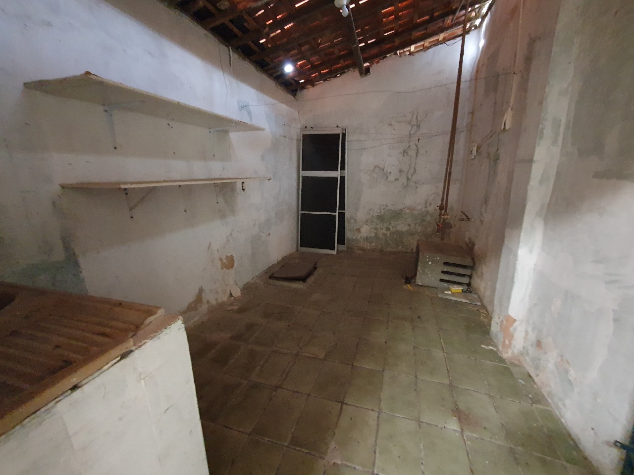 Casa Comercial para aluguel no Iputinga: 