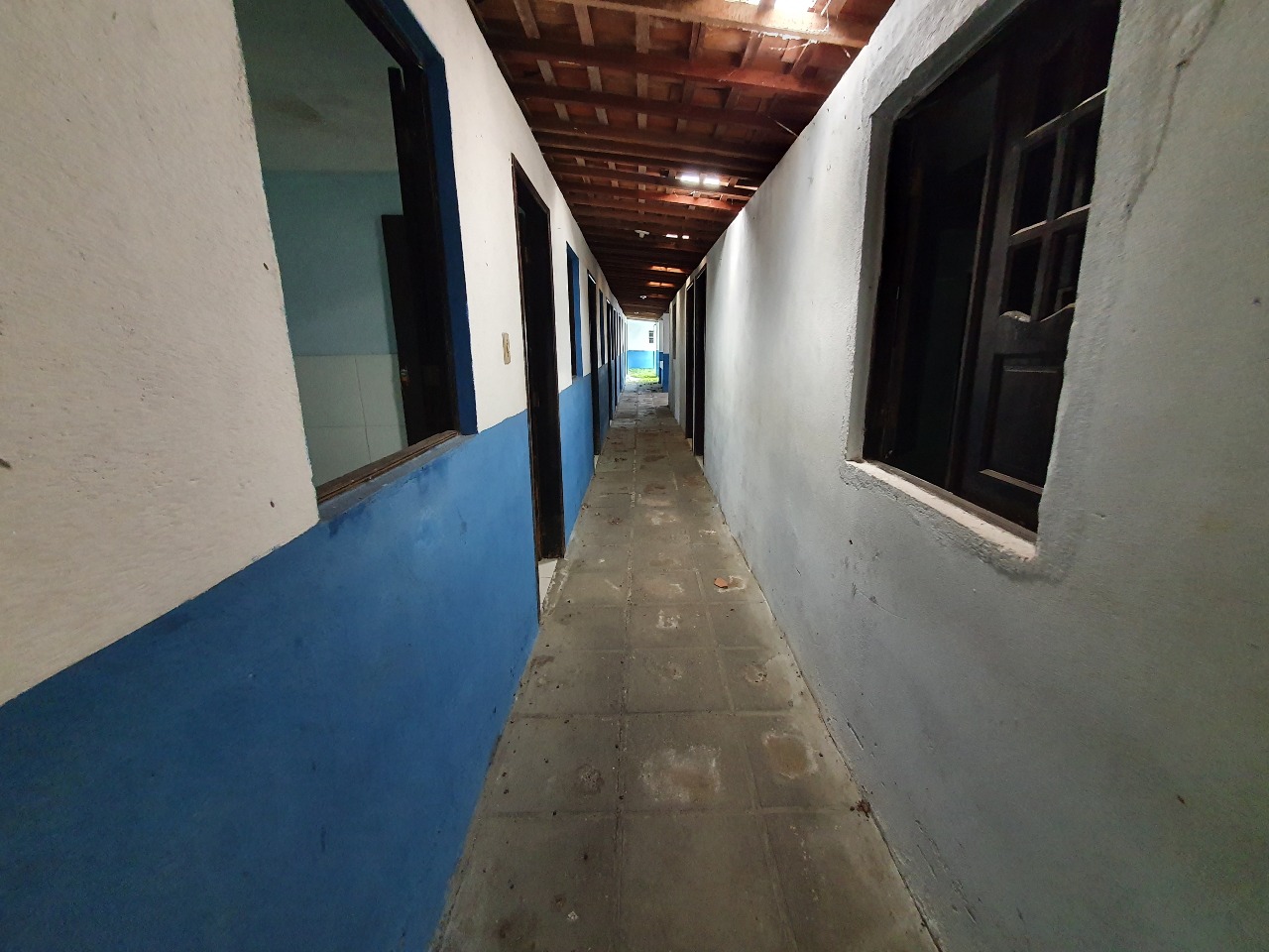 Casa Comercial para aluguel no Iputinga: 