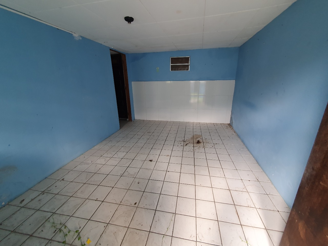 Casa Comercial para aluguel no Iputinga: 