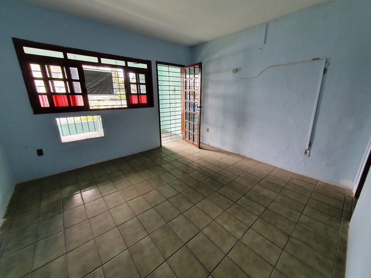 Casa Comercial para aluguel no Iputinga: 